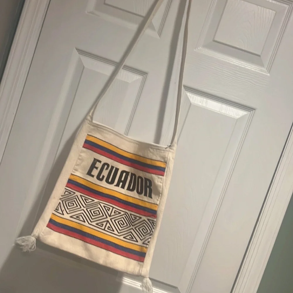 Ecuador 🇪🇨 bag satchel zip blue yellow red